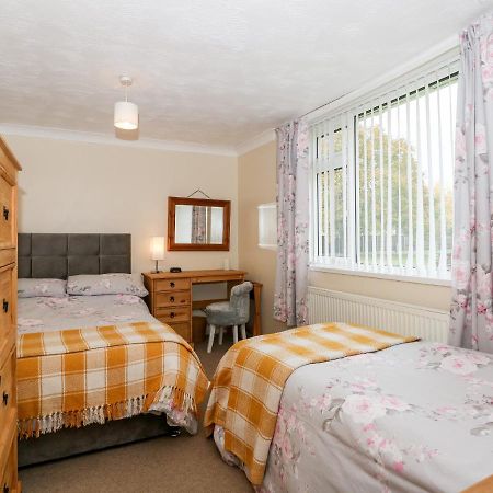 Sheppard'S Hut Villa Terrington Saint Clement Bagian luar foto